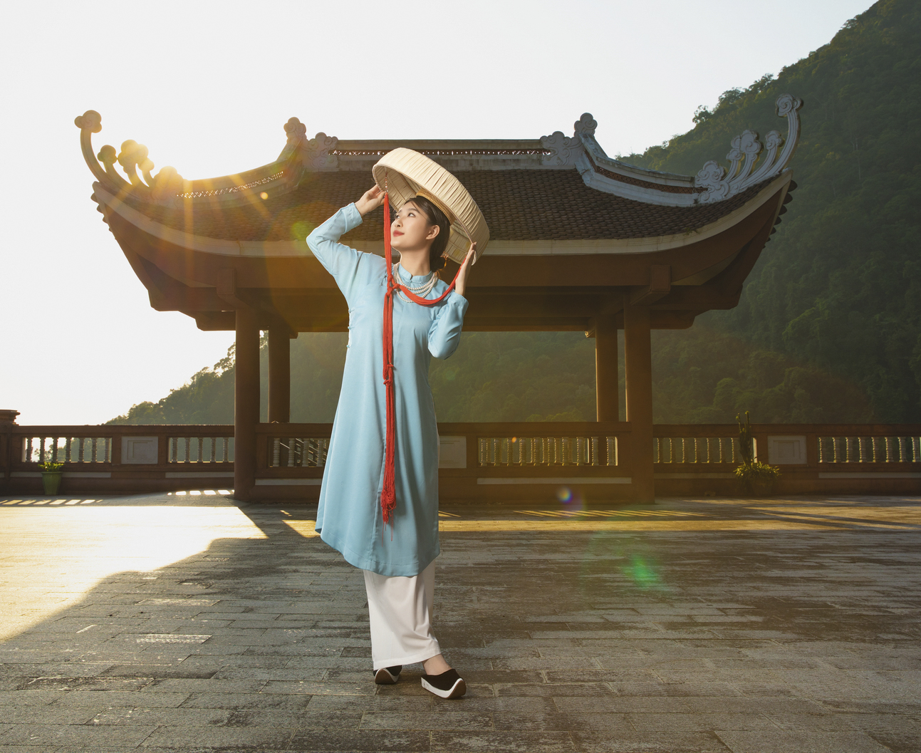 Leo đỉnh Yên Tử bao nhiêu km?